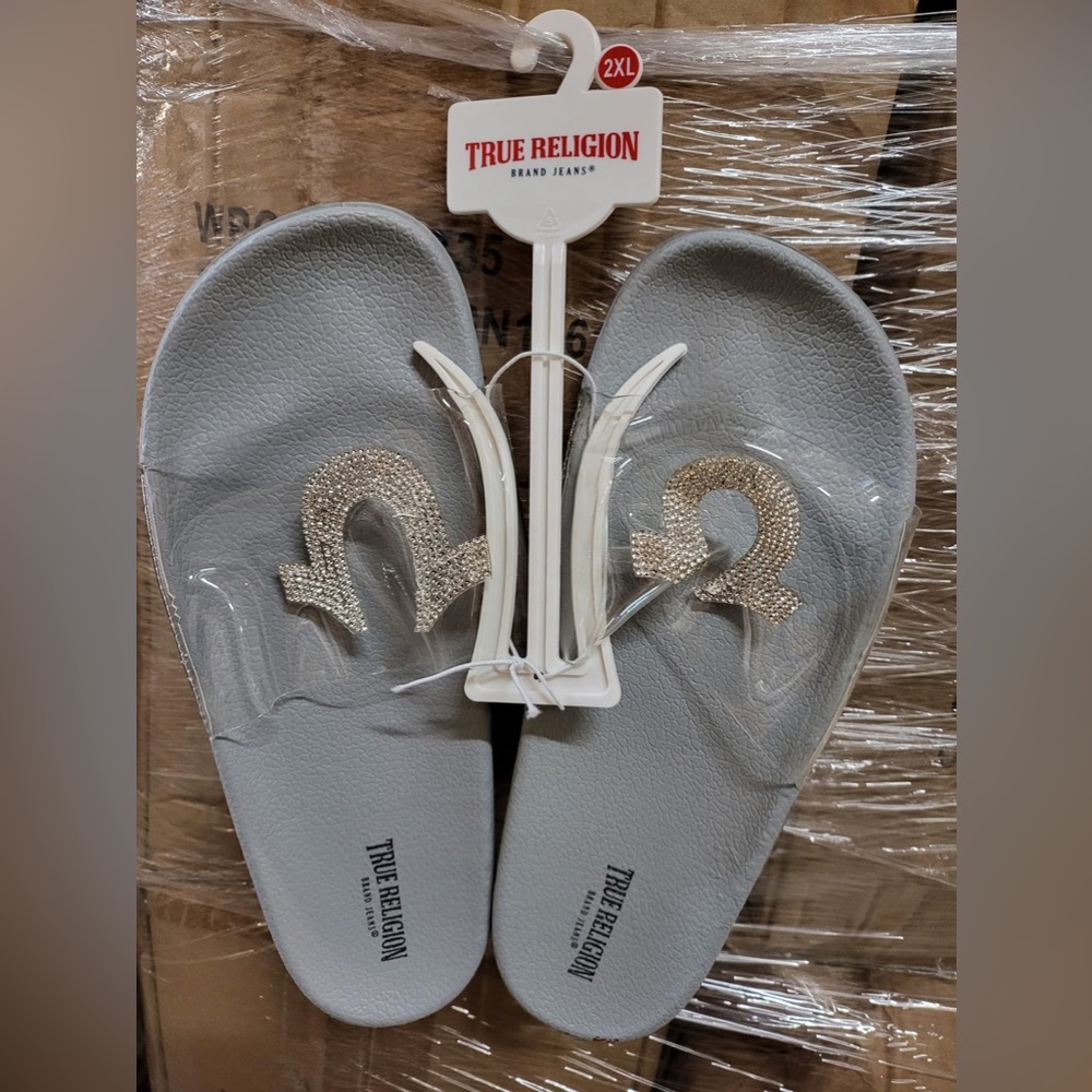 Women sandals